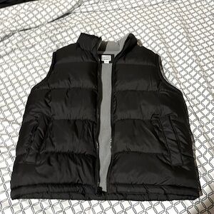 Old Navy Puffer Vest